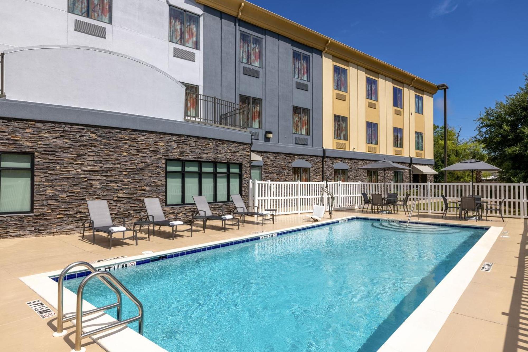 Fairfield Inn & Suites By Marriott Fort Walton Beach Hurlburt Area Extérieur photo