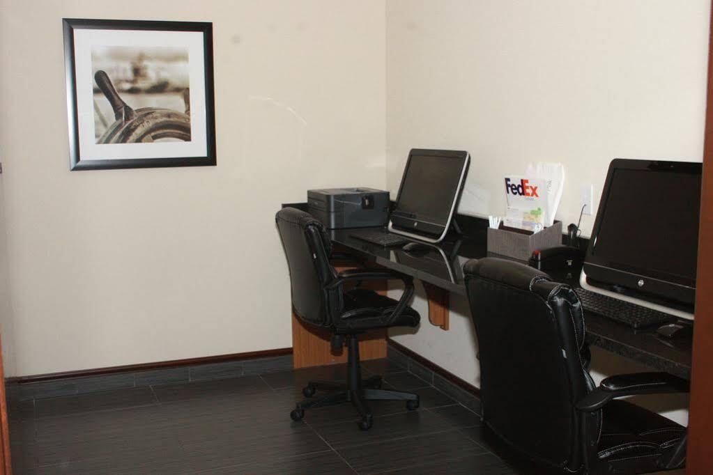 Fairfield Inn & Suites By Marriott Fort Walton Beach Hurlburt Area Extérieur photo